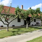 בית כפרי Villany Outback Kisjakabfalva